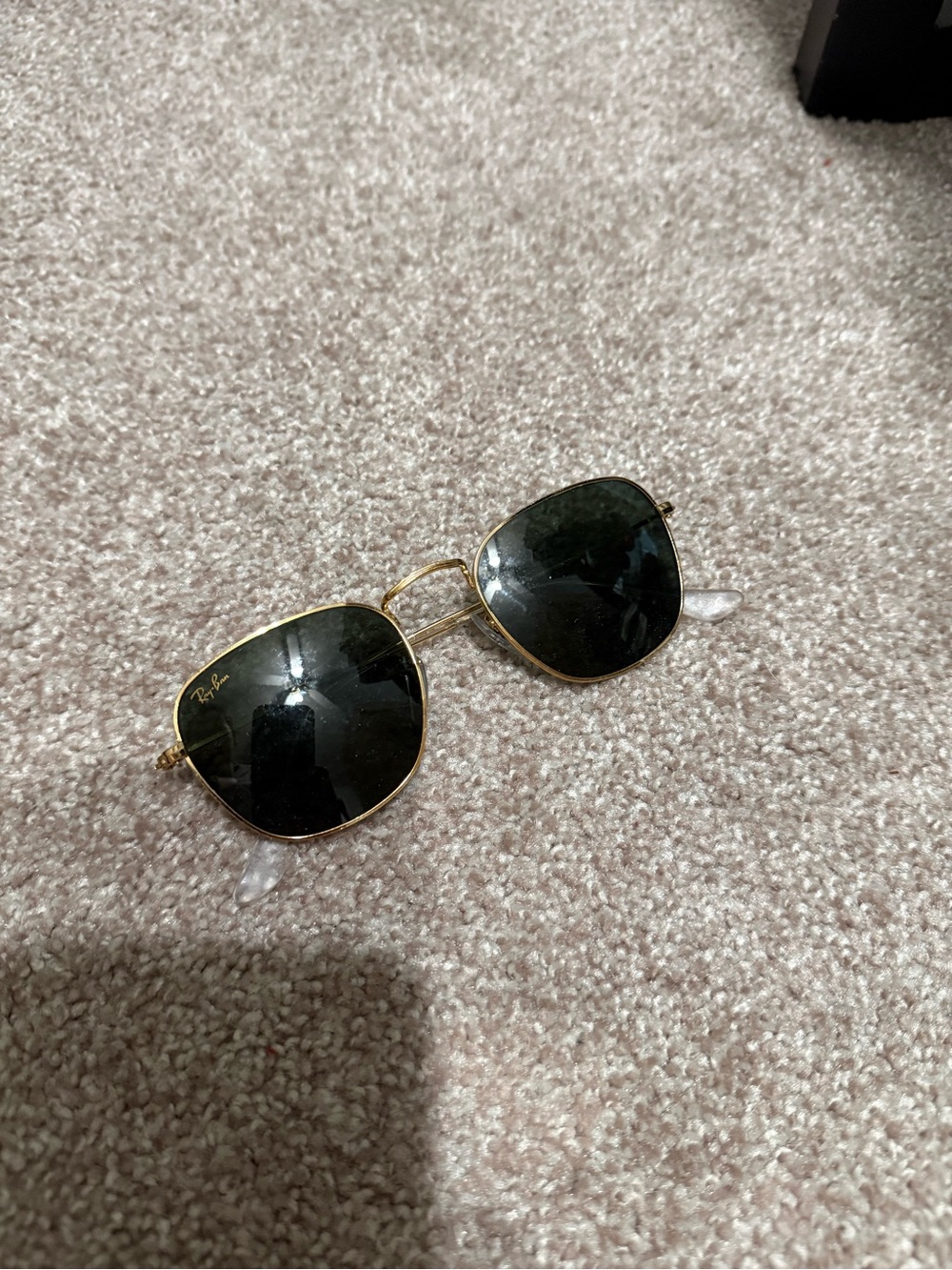 Ray-Ban Women's Gold Frame Sunglasses with Dark Green Lenses